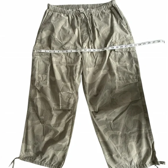 Pilcro Printed Camo Parachute Pants W’s M Cargo Utility Cotton - Anthropologie - Picture 7 of 12